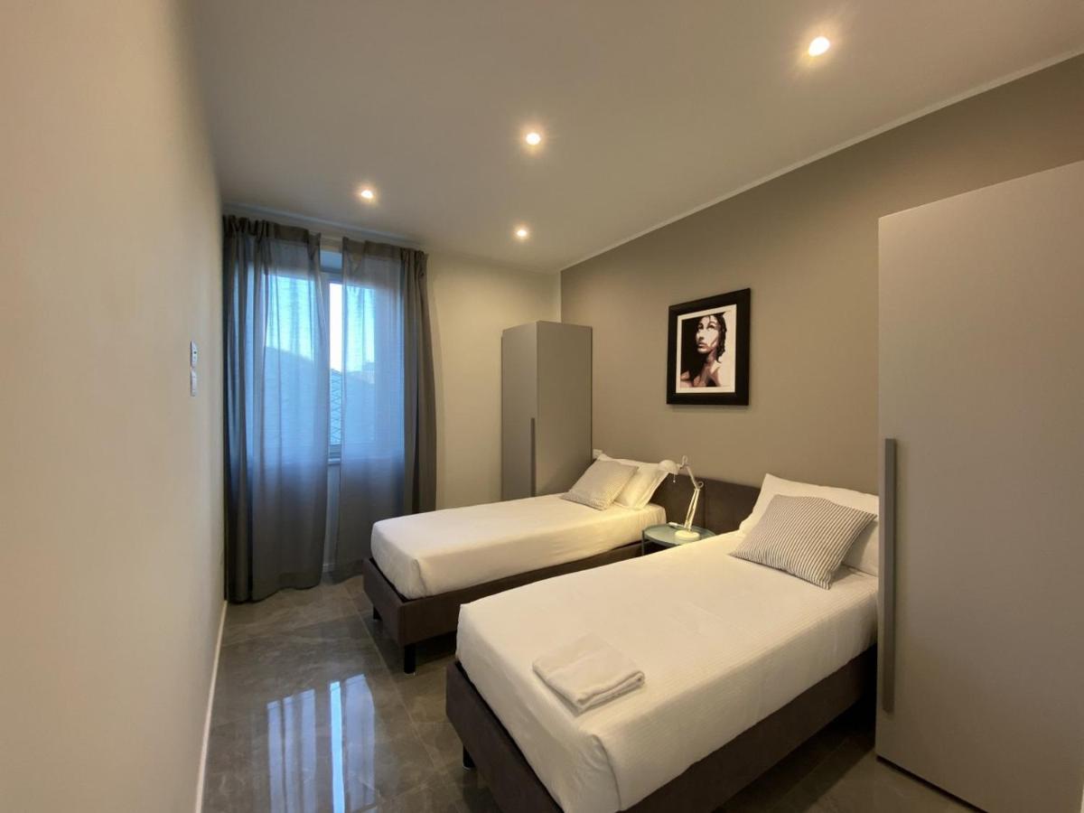 Casa Vacanze Residence Ideale Suites And Apartments Alassio Bagian luar foto
