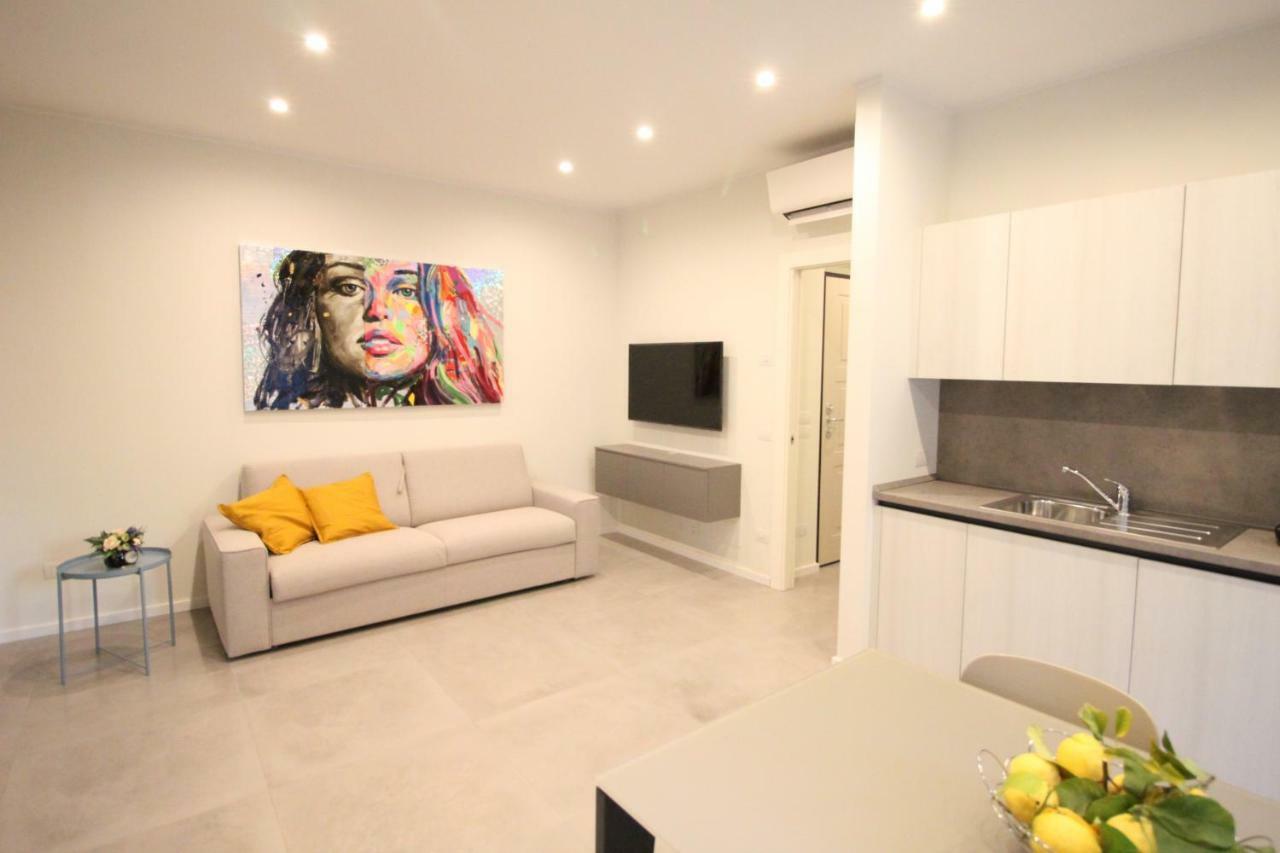 Casa Vacanze Residence Ideale Suites And Apartments Alassio Bagian luar foto